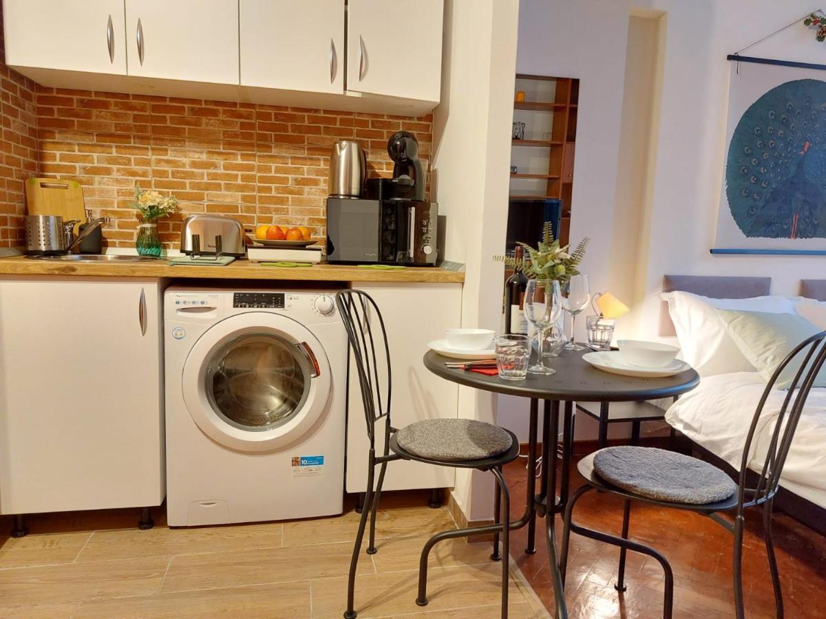 Sweet Dreams Suites Cosy Studio Piata Romana Букурещ Екстериор снимка