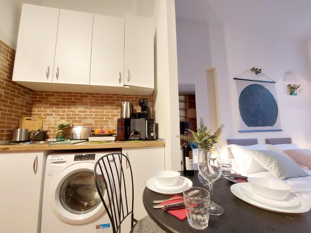 Sweet Dreams Suites Cosy Studio Piata Romana Букурещ Екстериор снимка