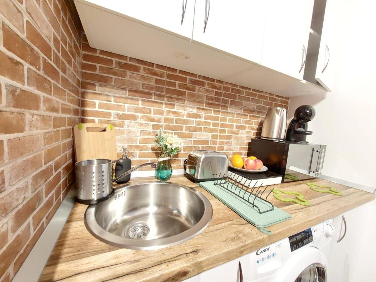 Sweet Dreams Suites Cosy Studio Piata Romana Букурещ Екстериор снимка
