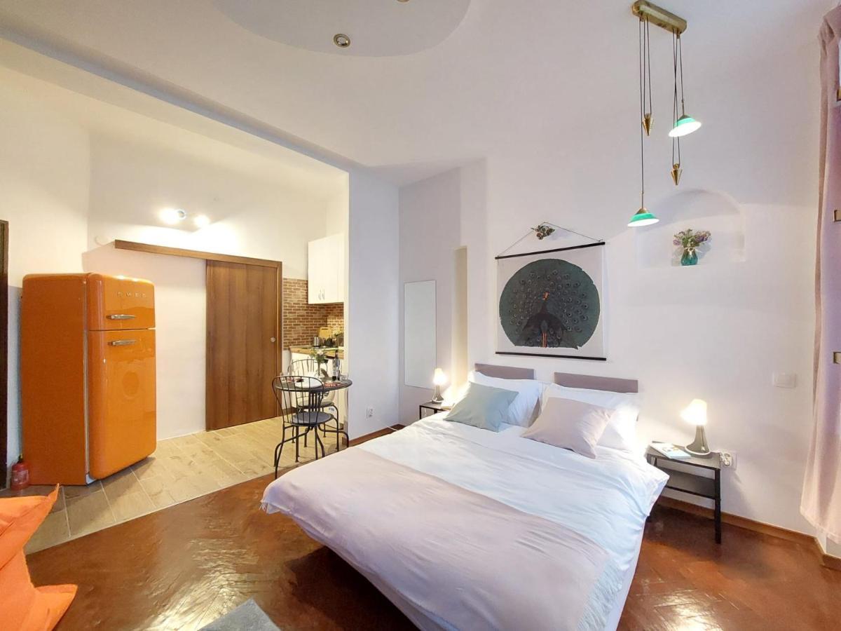 Sweet Dreams Suites Cosy Studio Piata Romana Букурещ Екстериор снимка