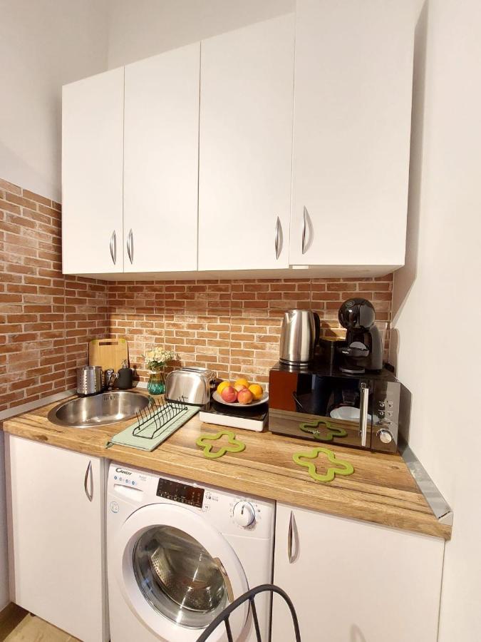 Sweet Dreams Suites Cosy Studio Piata Romana Букурещ Екстериор снимка