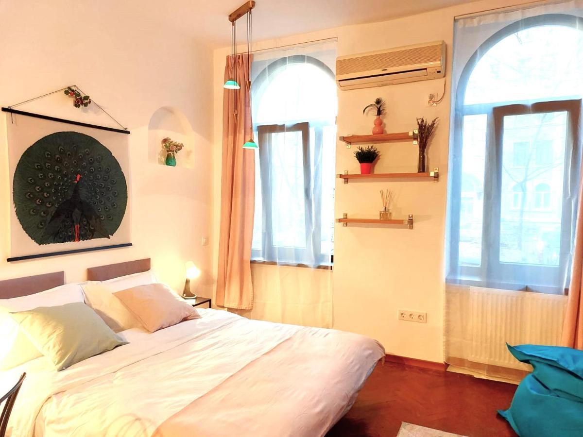 Sweet Dreams Suites Cosy Studio Piata Romana Букурещ Екстериор снимка